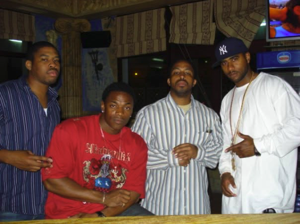Loyalty Over Money Spain Crew